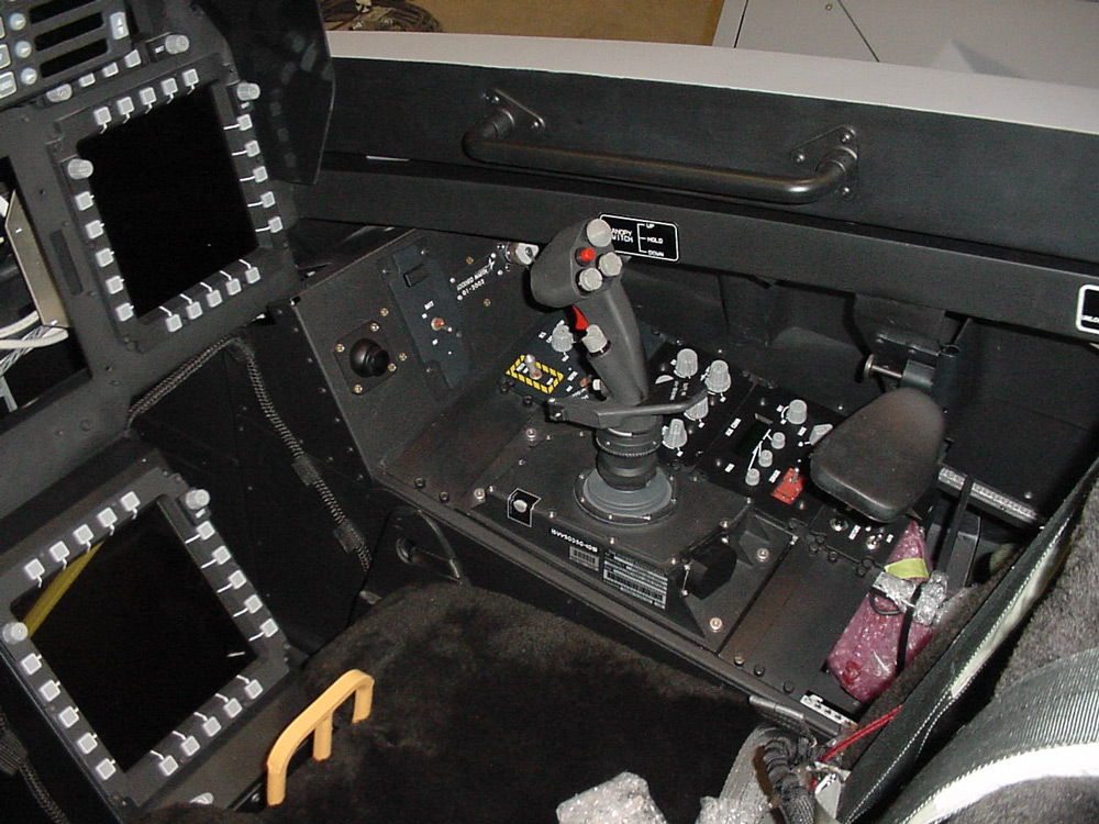 F-22-cockpit